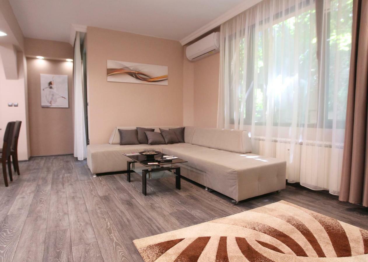 Niki Apart Sofía Exterior foto